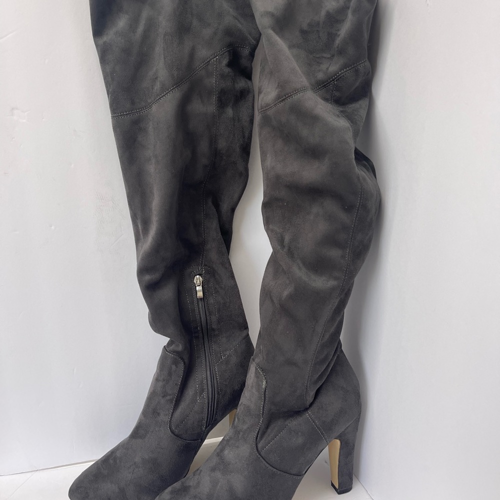 Cato’s boots grey size 11W